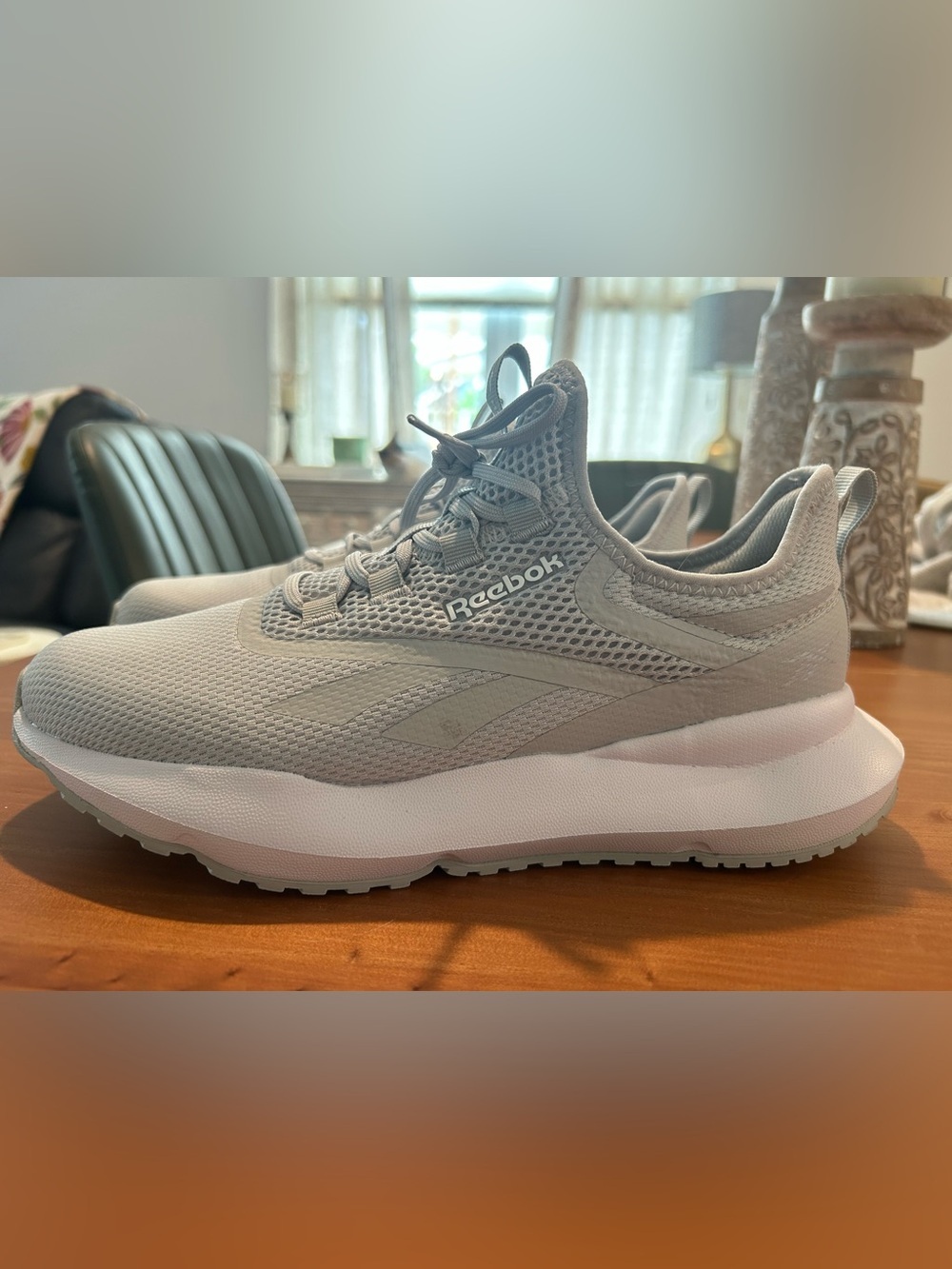 Reebok Women’s Gray Athletic Sneakers Memory Foam Size 8.5
